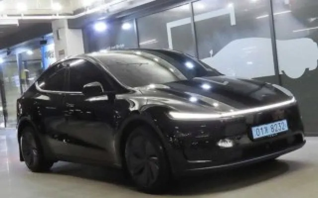 인천전기차중고 모델 Y 프리미엄 RWD 매물 사진 5 - 2026/05 3,420km